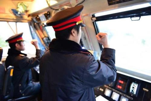 石家莊東華鐵路學(xué)校火車司機(jī) 石家莊東華鐵路學(xué)校火車司機(jī)