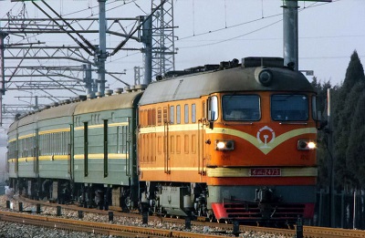 中專學內燃機車專業能開火車嗎